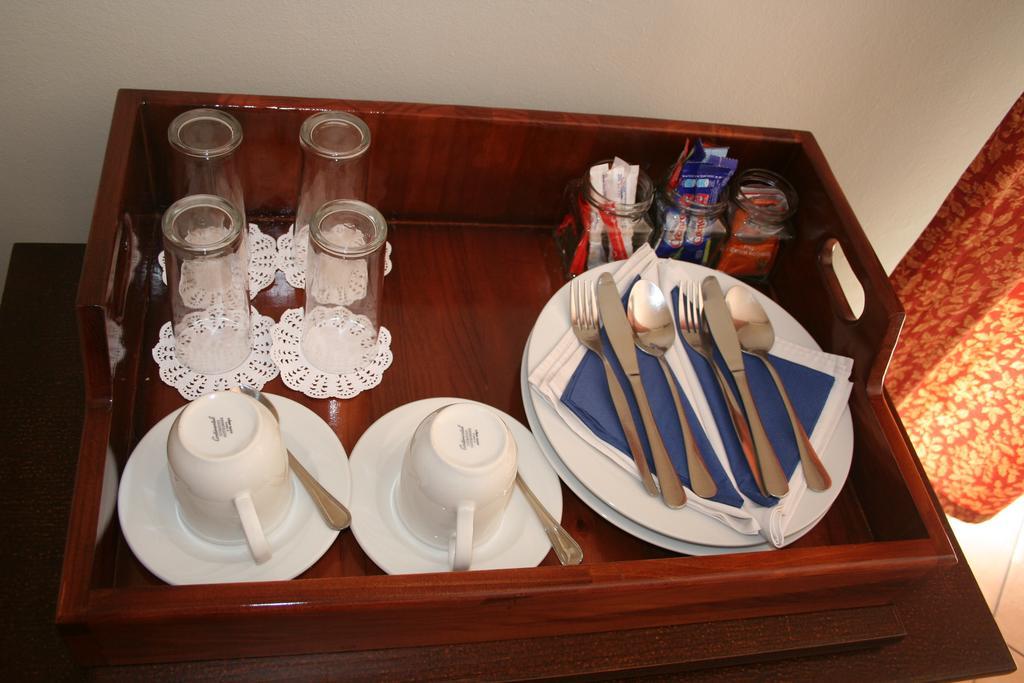 De Vagebond Hotel-Pension Віндгук Екстер'єр фото